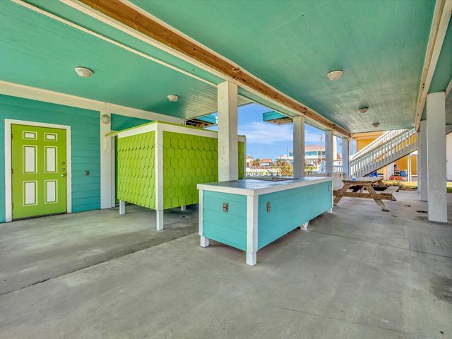 1991 Gulf, Crystal Beach, TX 77650