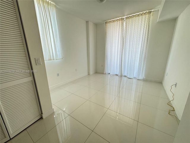 7661 NW 107th Avenue 308, Doral, FL 33178
