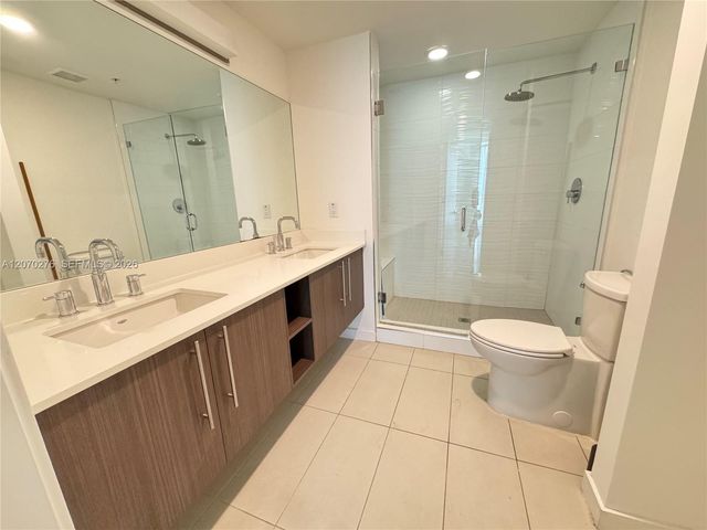 7661 NW 107th Avenue 308, Doral, FL 33178