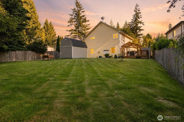 10005 228th Place SE, Woodinville, WA 98077