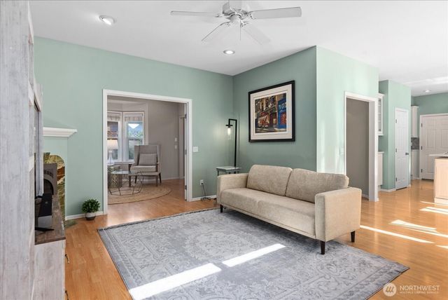 10005 228th Place SE, Woodinville, WA 98077