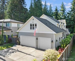 10005 228th Place SE, Woodinville, WA 98077