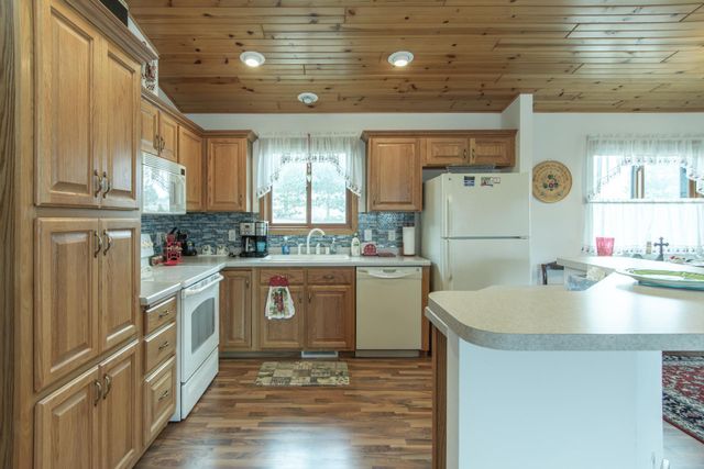 27588 226th Street, Underwood, MN 56586