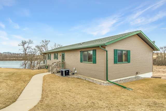 27588 226th Street, Underwood, MN 56586