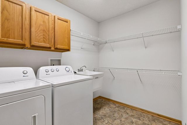 1842 Cliff Lake Court, Eagan, MN 55122