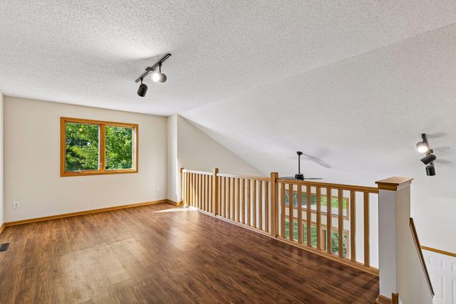 1842 Cliff Lake Court, Eagan, MN 55122