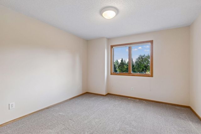 1842 Cliff Lake Court, Eagan, MN 55122
