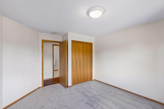 1842 Cliff Lake Court, Eagan, MN 55122