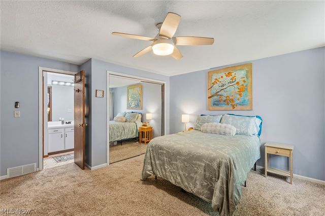 74 Landings Way, Avon Lake, OH 44012