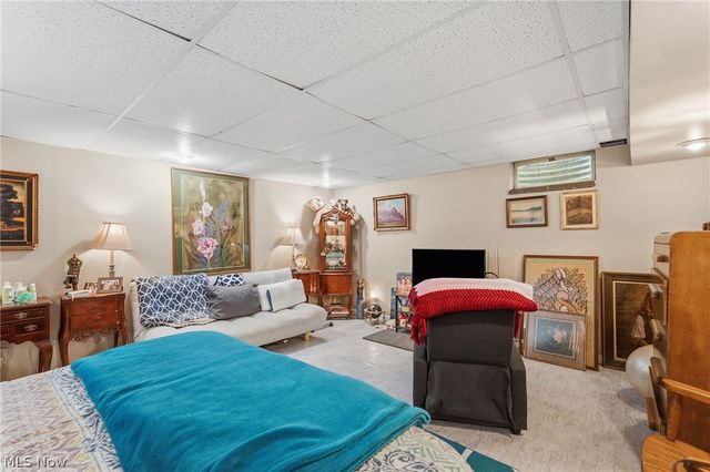 74 Landings Way, Avon Lake, OH 44012