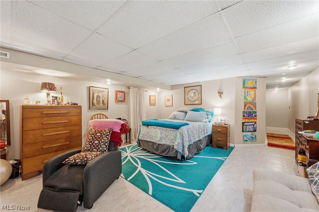 74 Landings Way, Avon Lake, OH 44012