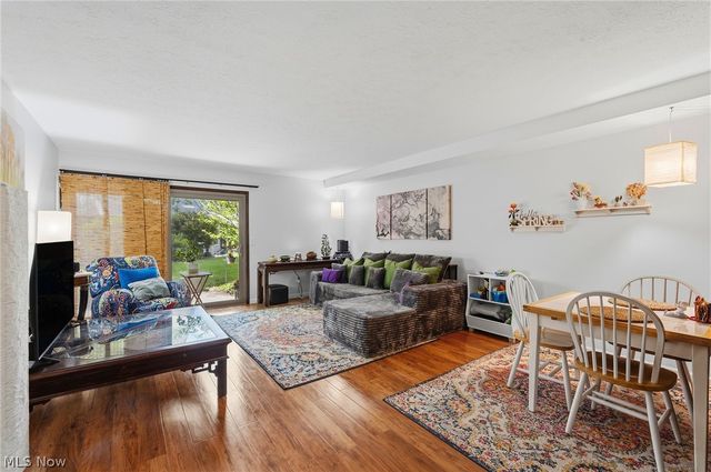 74 Landings Way, Avon Lake, OH 44012