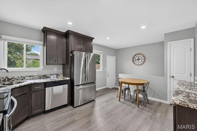 2512 Wellesley Drive, High Ridge, MO 63049