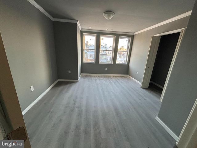 5463 LEBANON AVE, Philadelphia, PA 19131