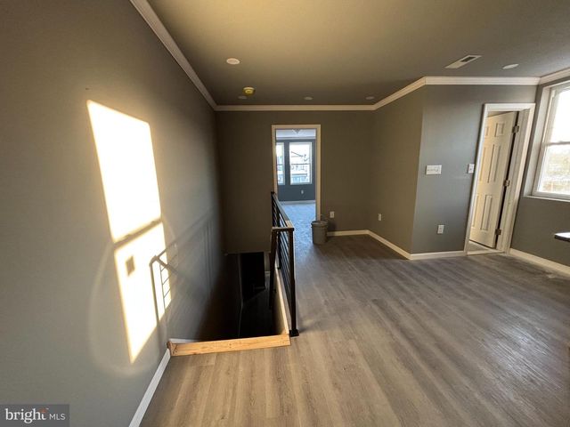 5463 LEBANON AVE, Philadelphia, PA 19131