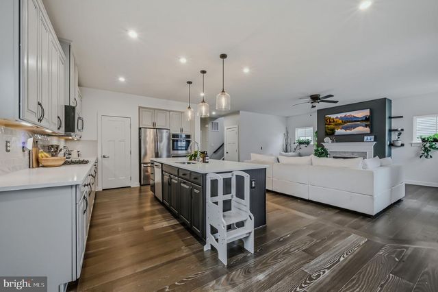 863 SWEET BIRCH DR, Middletown, DE 19709