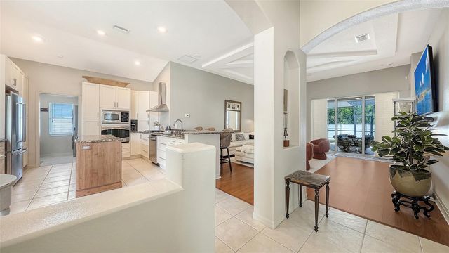 5122 CREEKSIDE TRAIL, Sarasota, FL 34243