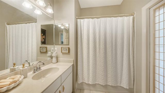 5122 CREEKSIDE TRAIL, Sarasota, FL 34243