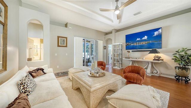5122 CREEKSIDE TRAIL, Sarasota, FL 34243