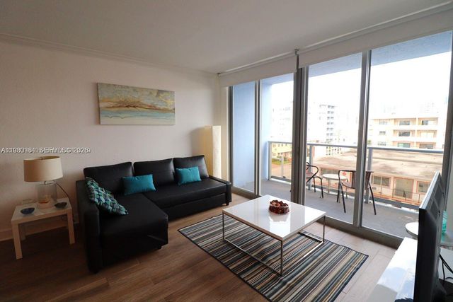 401 69th St 404, Miami Beach, FL 33141