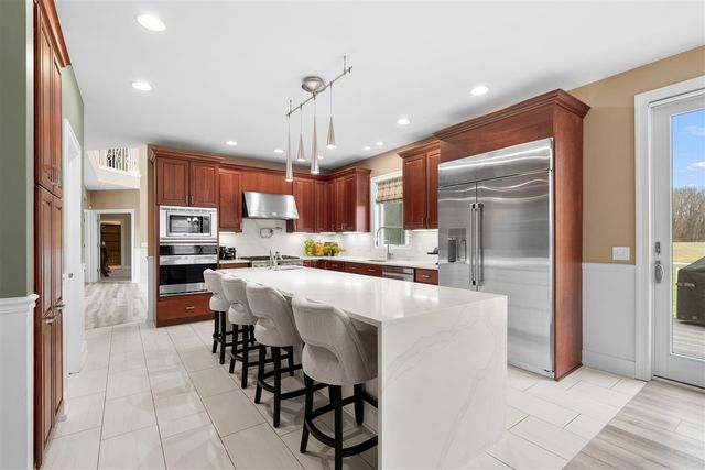 6570 N 39th Street, Augusta, MI 49012