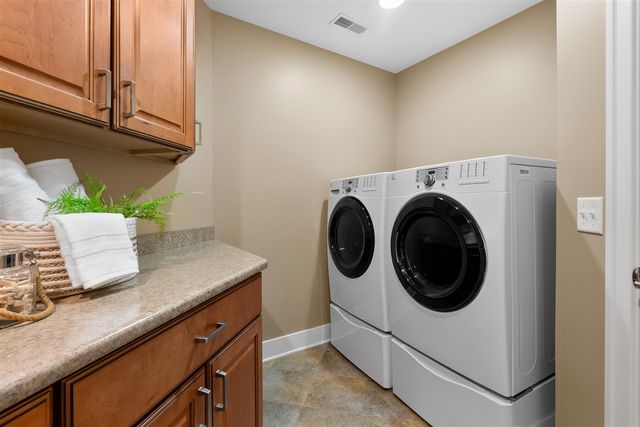 6570 N 39th Street, Augusta, MI 49012