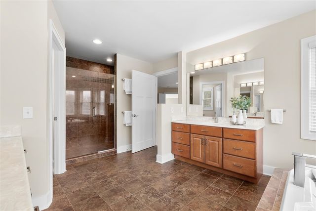 6570 N 39th Street, Augusta, MI 49012
