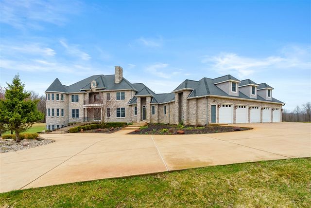 6570 N 39th Street, Augusta, MI 49012