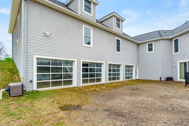 6570 N 39th Street, Augusta, MI 49012