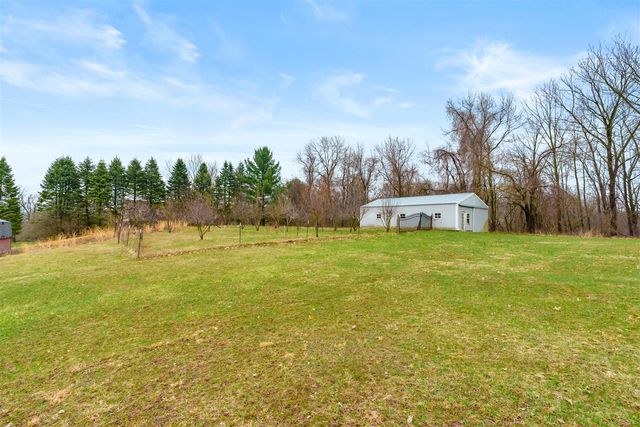 6570 N 39th Street, Augusta, MI 49012