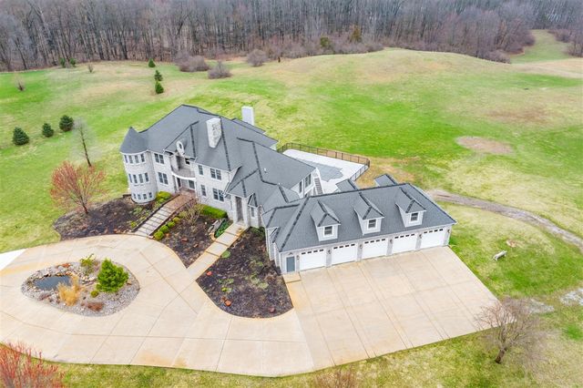 6570 N 39th Street, Augusta, MI 49012