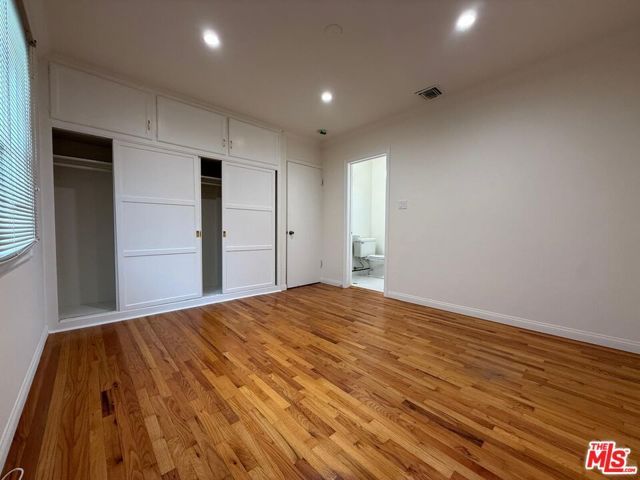 1025 W Clark Avenue C, Burbank, CA 91506