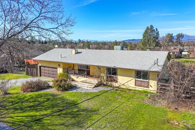 1200 Lema Road, Redding, CA 96003