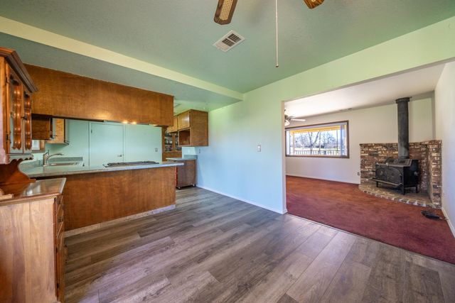 1200 Lema Road, Redding, CA 96003