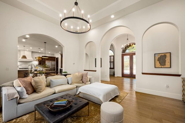 5520 Sur Mer Dr, El Dorado Hills, CA 95762