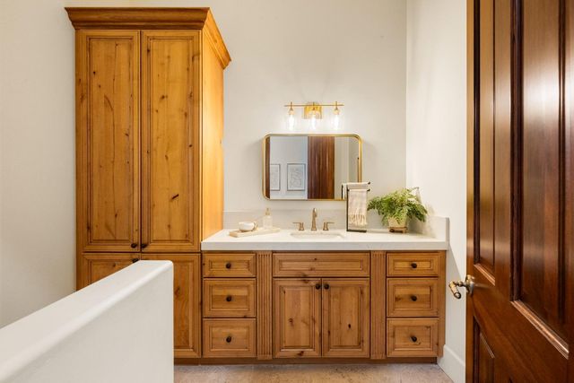 5520 Sur Mer Dr, El Dorado Hills, CA 95762