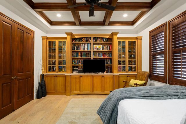 5520 Sur Mer Dr, El Dorado Hills, CA 95762