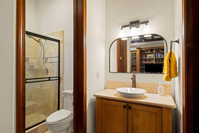 5520 Sur Mer Dr, El Dorado Hills, CA 95762