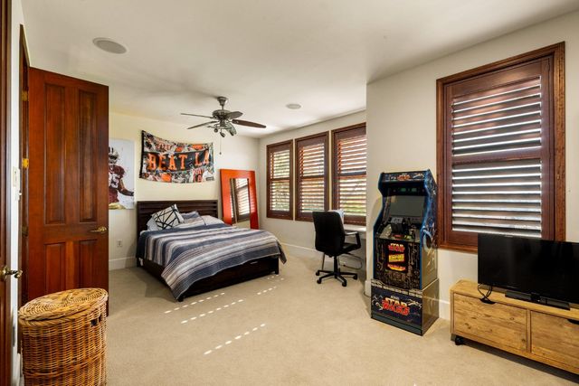 5520 Sur Mer Dr, El Dorado Hills, CA 95762