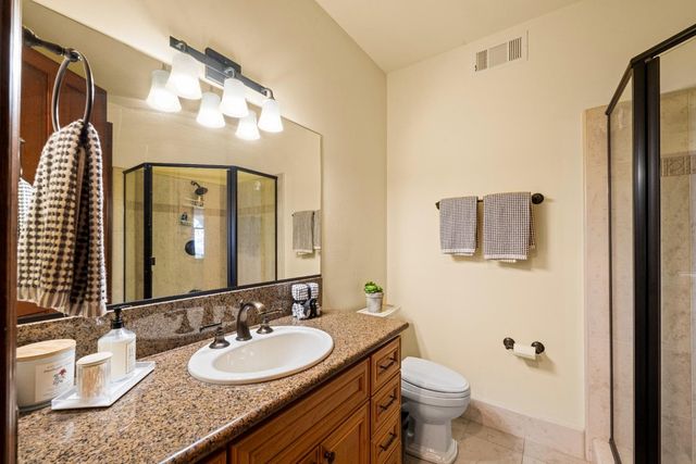 5520 Sur Mer Dr, El Dorado Hills, CA 95762