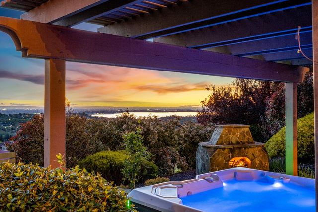 5520 Sur Mer Dr, El Dorado Hills, CA 95762