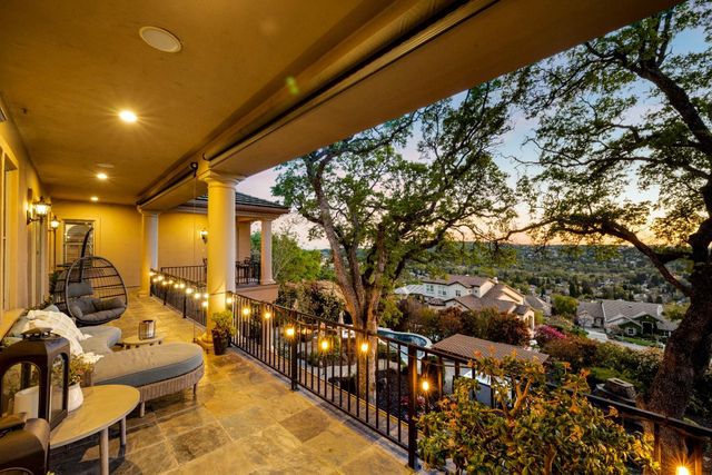 5520 Sur Mer Dr, El Dorado Hills, CA 95762