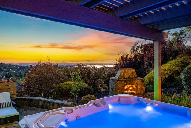 5520 Sur Mer Dr, El Dorado Hills, CA 95762