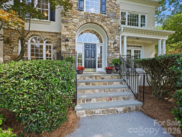 6536 Seton House Lane, Charlotte, NC 28277