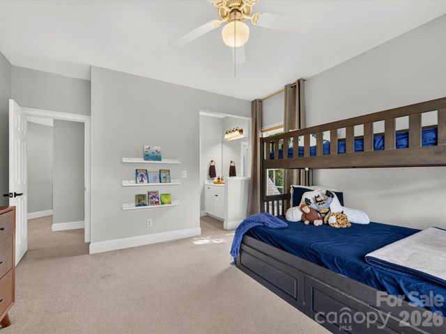 6536 Seton House Lane, Charlotte, NC 28277