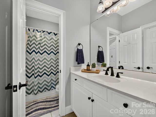 6536 Seton House Lane, Charlotte, NC 28277