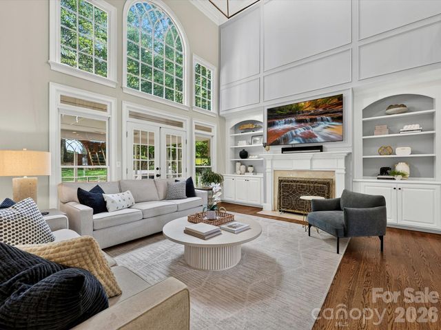 6536 Seton House Lane, Charlotte, NC 28277