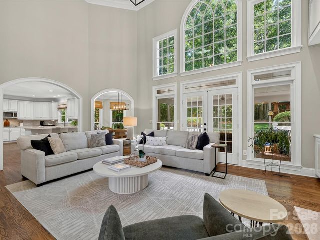 6536 Seton House Lane, Charlotte, NC 28277