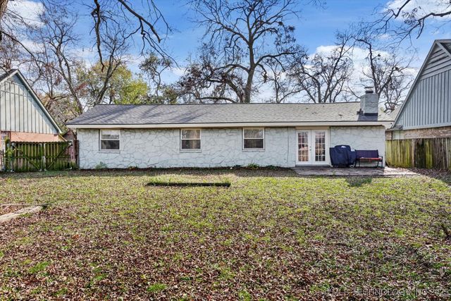 1925 E 52nd Street, Tulsa, OK 74105