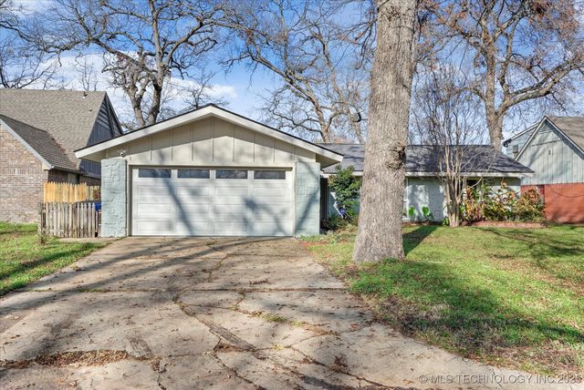 1925 E 52nd Street, Tulsa, OK 74105